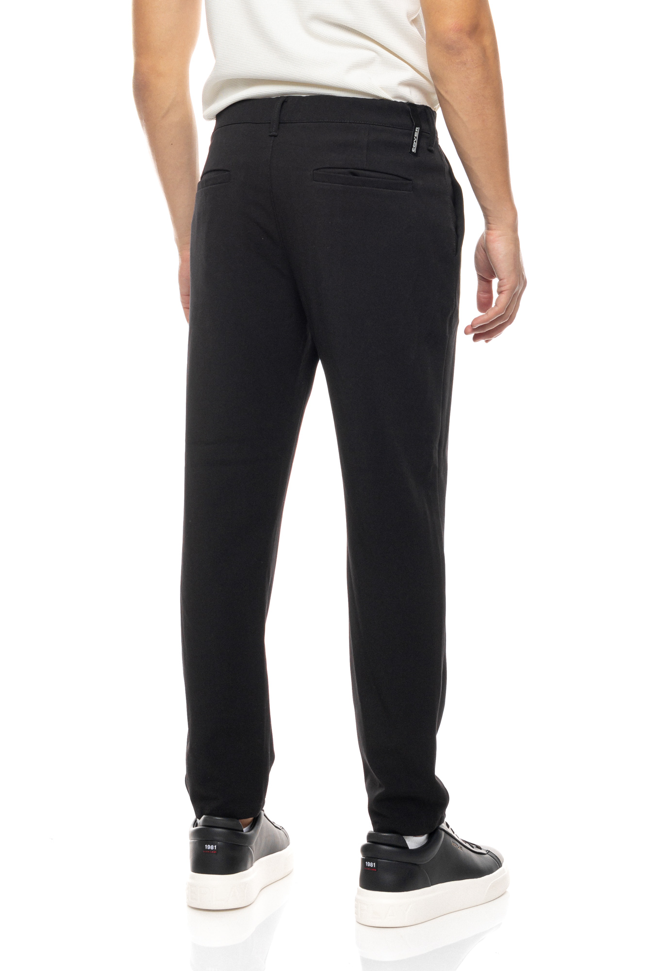 R0111-31-20Black-1