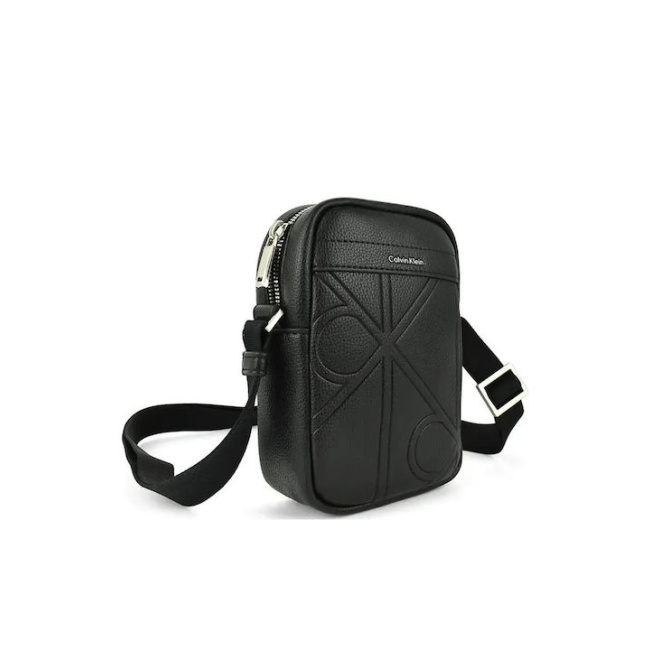Calvin Klein Emblem Emboss Slim Reporter ανδρικό χιαστί τσαντάκι μαύρο LV04D3371G-UB1